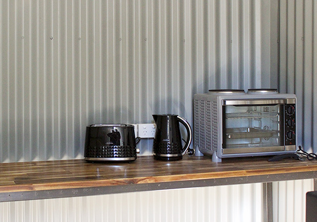 Camp kitchen facilities for bushwalking at Stacey’s At The Gap